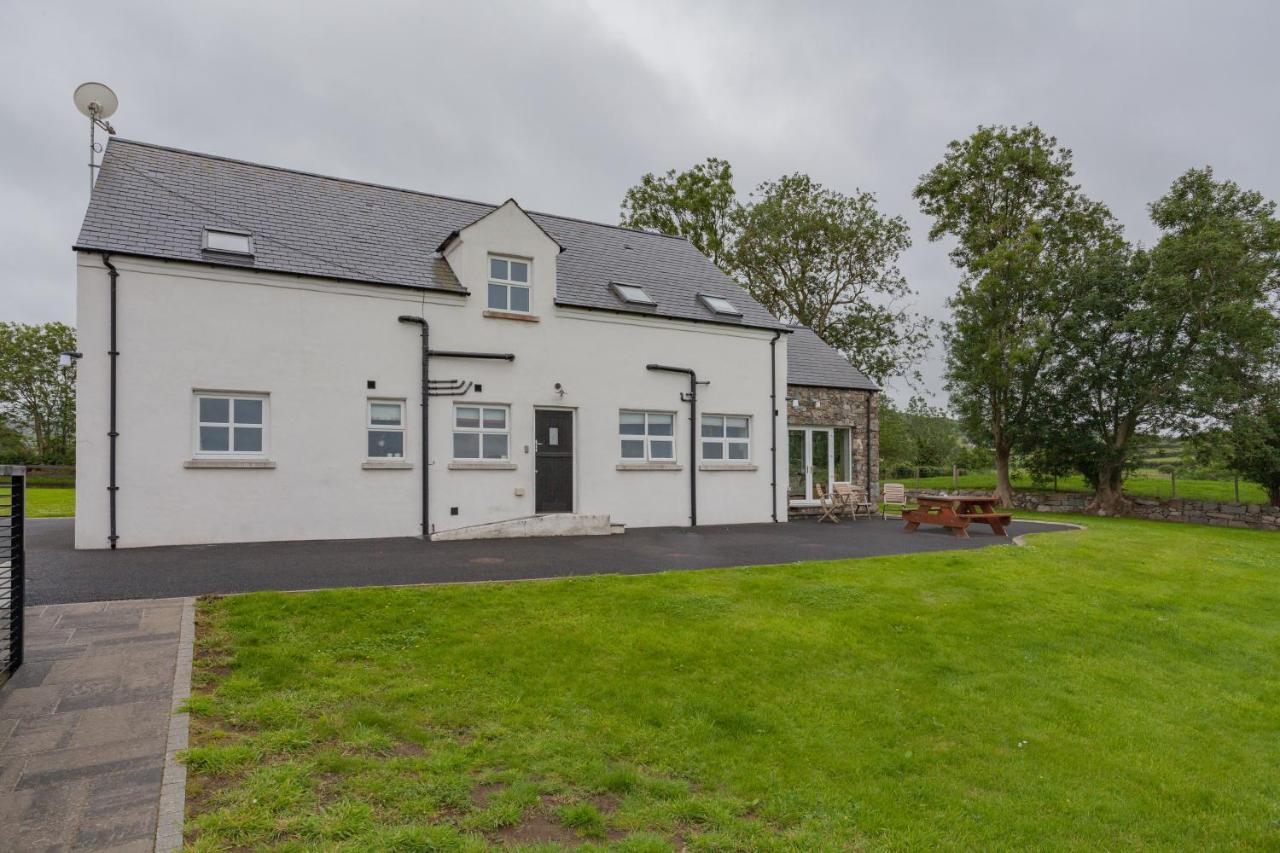 Beautiful Mountain Views & Private Hot Tub Villa Kilcoo Eksteriør bilde