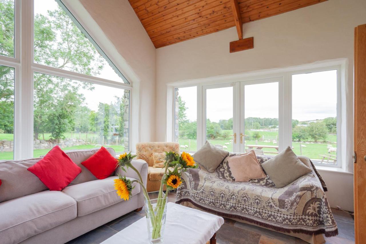 Beautiful Mountain Views & Private Hot Tub Villa Kilcoo Eksteriør bilde