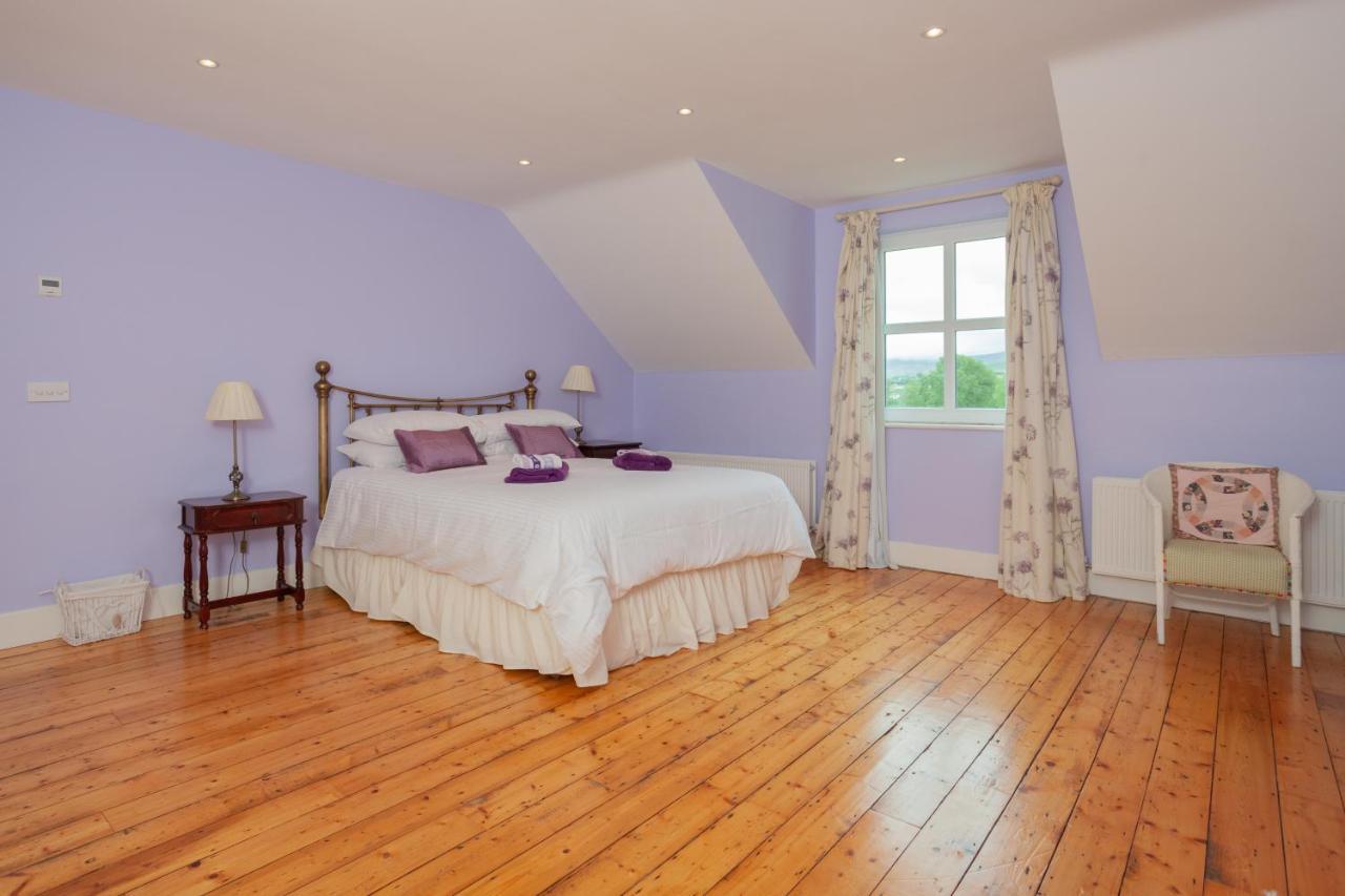 Beautiful Mountain Views & Private Hot Tub Villa Kilcoo Eksteriør bilde